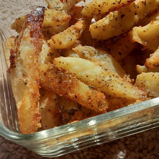 Baked Garlic Parmesan Potato Wedges