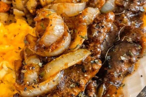 Beef Tips, Egg Noodles and Creamy Gravy - All We Cook