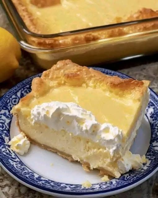 4 Ingredients Lemon Cream Cheese Dump Cake