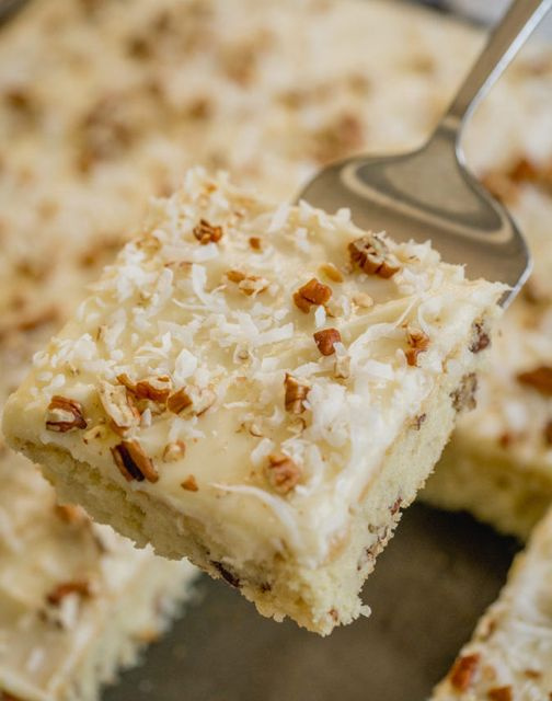 Italian Cream Sheet Cake
