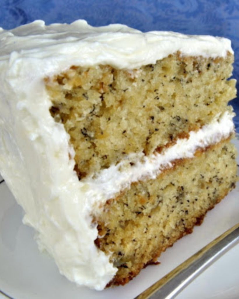 Banana Cake With Buttercream Frosting 