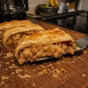 My Grandma’s Apple Strudel