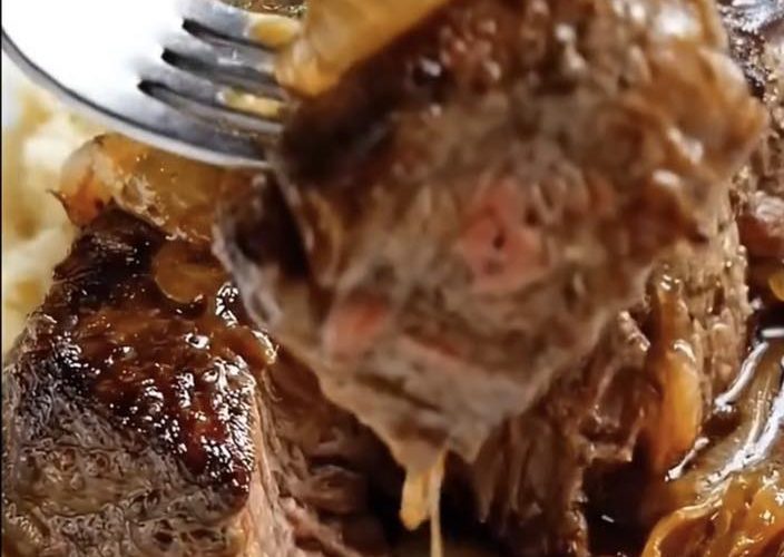 Swabian Beef Roast with Onions