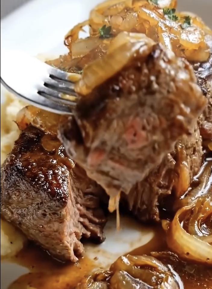 Swabian Beef Roast with Onions