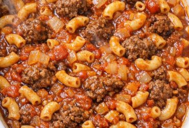 Slow Cooker 4-Ingredient Slumgullion