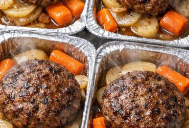 Slow Cooker 4-Ingredient Hobo Dinners