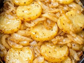Slow Cooker Potato and Onion Bake