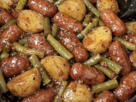 Crockpot Sausage and Potatoes