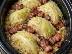 Slow Cooker Braised Cabbage and Bacon
