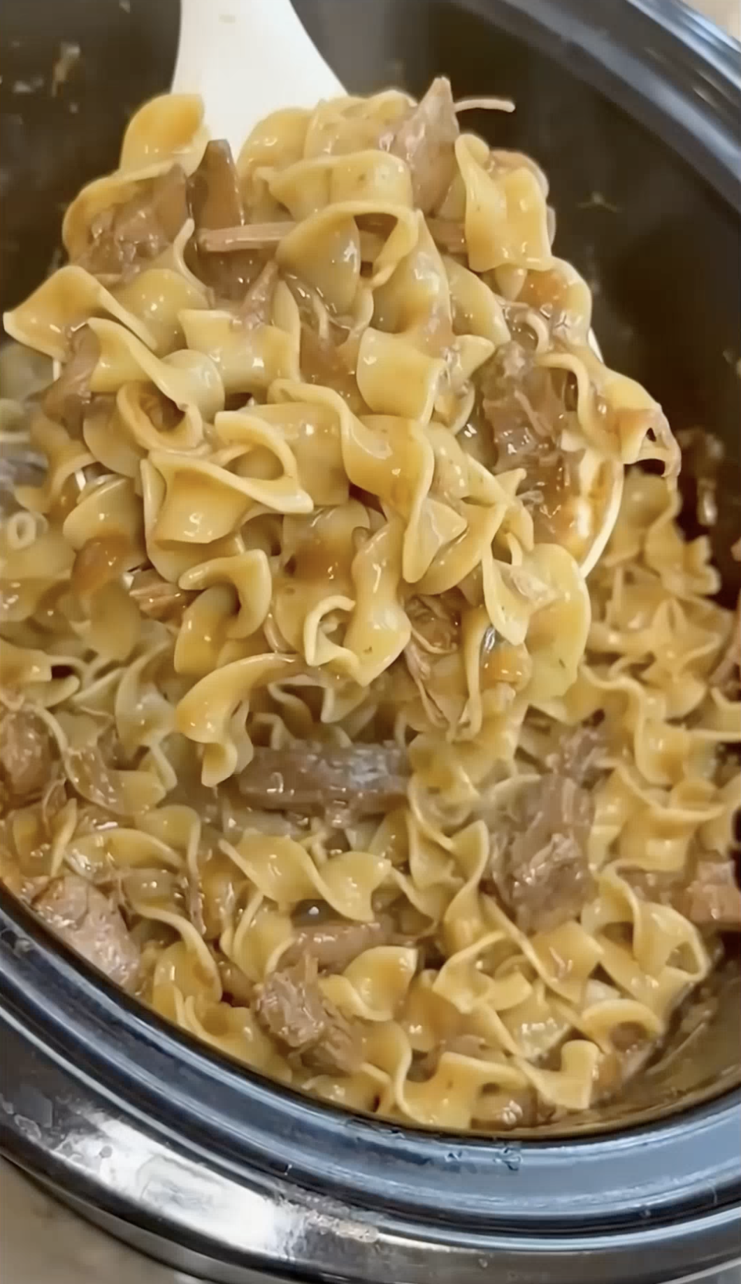 Crockpot Beef and Noodles