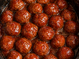 3-Ingredient Sweet & Spicy Crock Pot Meatballs