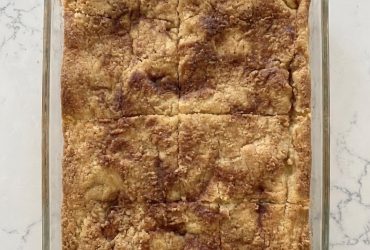 Apple Cheesecake Danish Bars