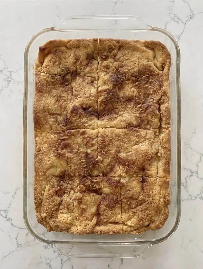 Apple Cheesecake Danish Bars