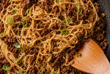 Philly Cheesesteak Garlic Bread