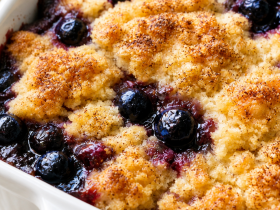 4-Ingredient Blueberry Dump Cake