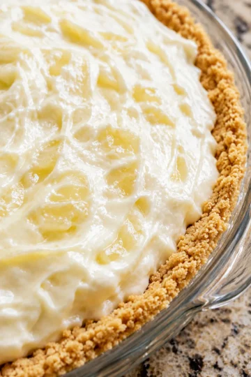 3-Ingredient Pineapple Fluff Pie